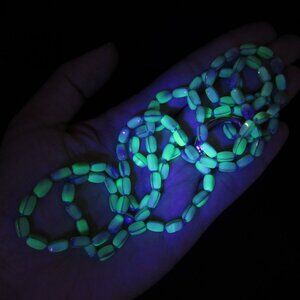 Uranium glass vintage bead necklace